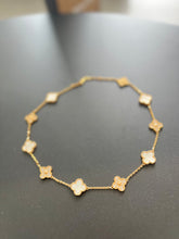 Load image into Gallery viewer, Yoker necklaces