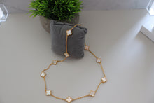 Load image into Gallery viewer, Yoker necklaces