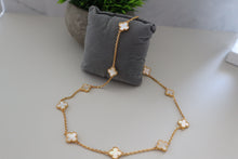 Load image into Gallery viewer, Yoker necklaces