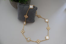 Load image into Gallery viewer, Yoker necklaces