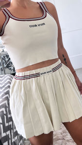 Set skirt