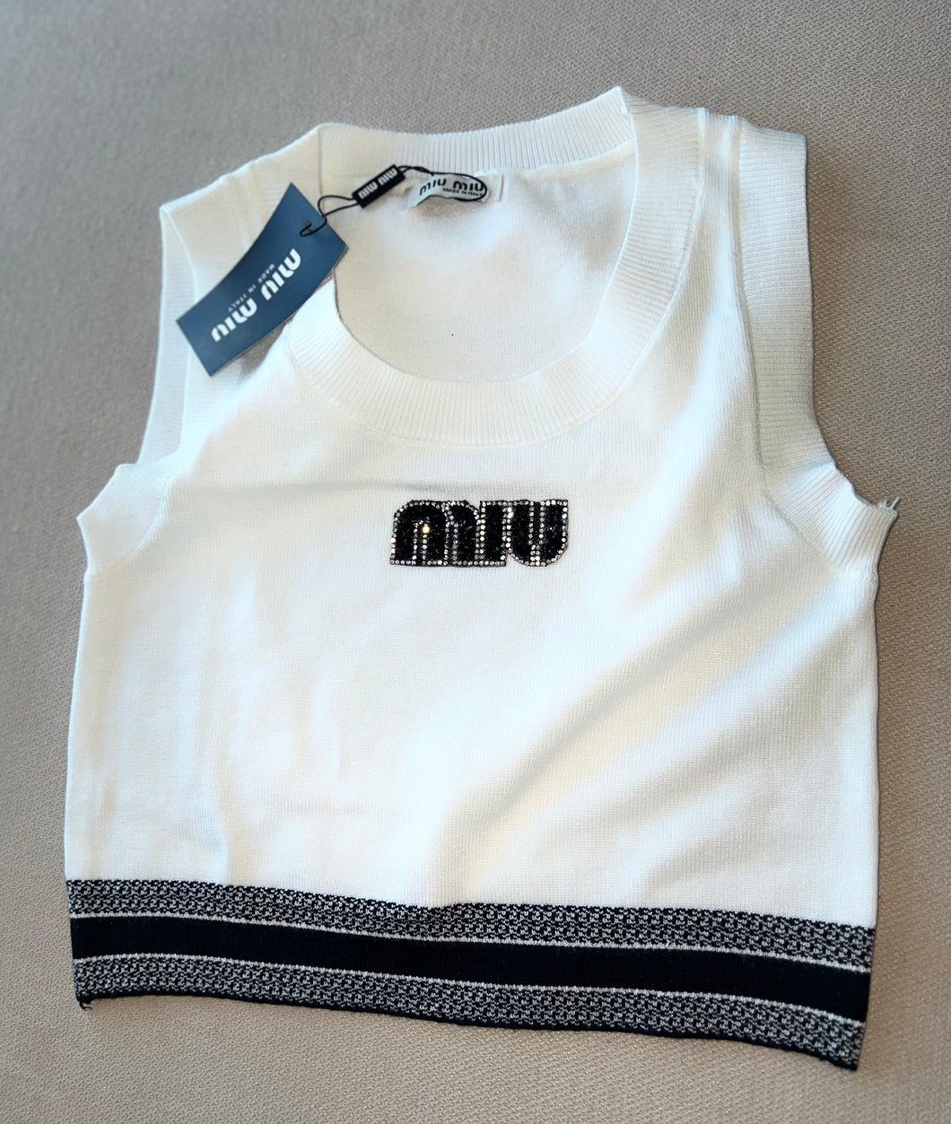 Top white