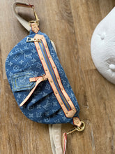Load image into Gallery viewer, Purse
