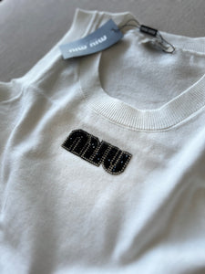 Top white