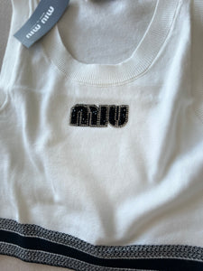 Top white