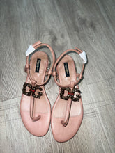 Load image into Gallery viewer, Sandals
