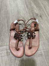 Load image into Gallery viewer, Sandals
