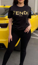 Load image into Gallery viewer, Tshirt FF gold
