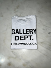 Load image into Gallery viewer, Tshirt
