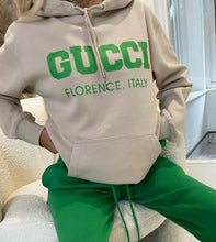 Load image into Gallery viewer, Hoddie

